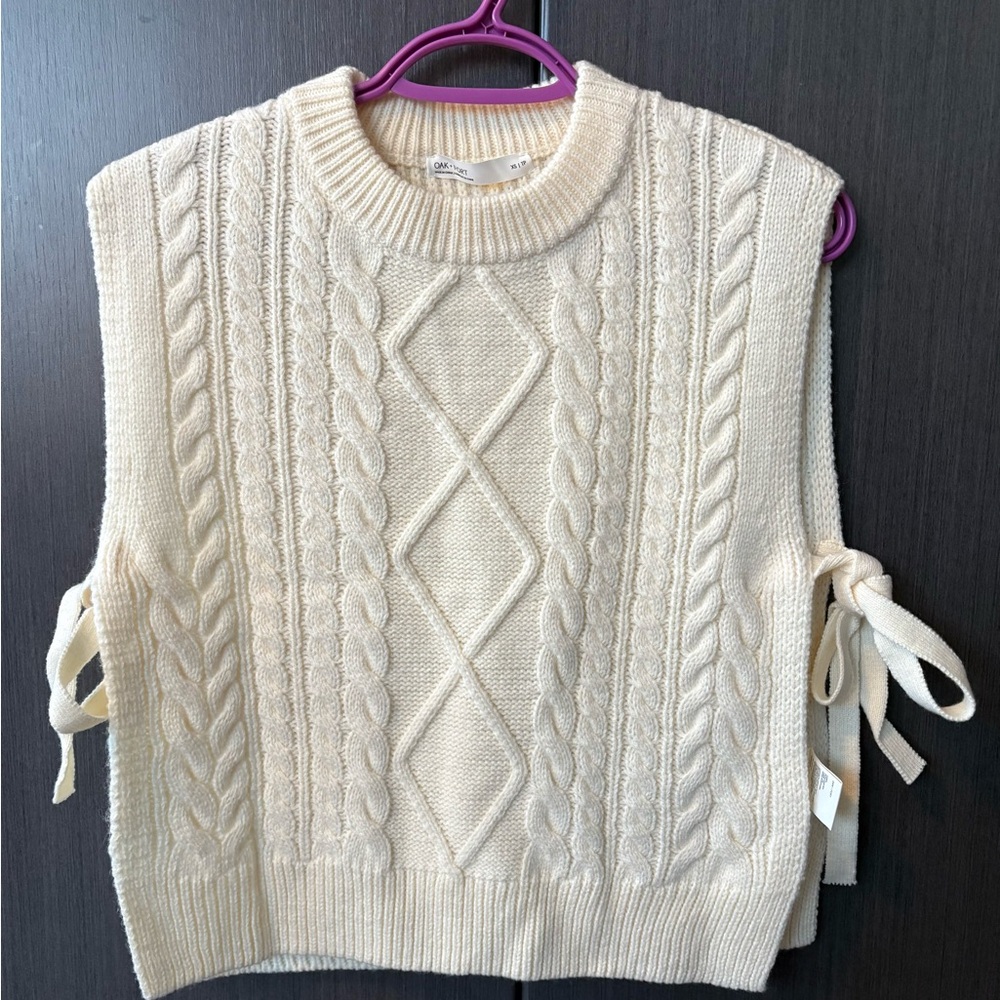 OAK + FORT Sleeveless Cable Knit Sweater Vest with Ties